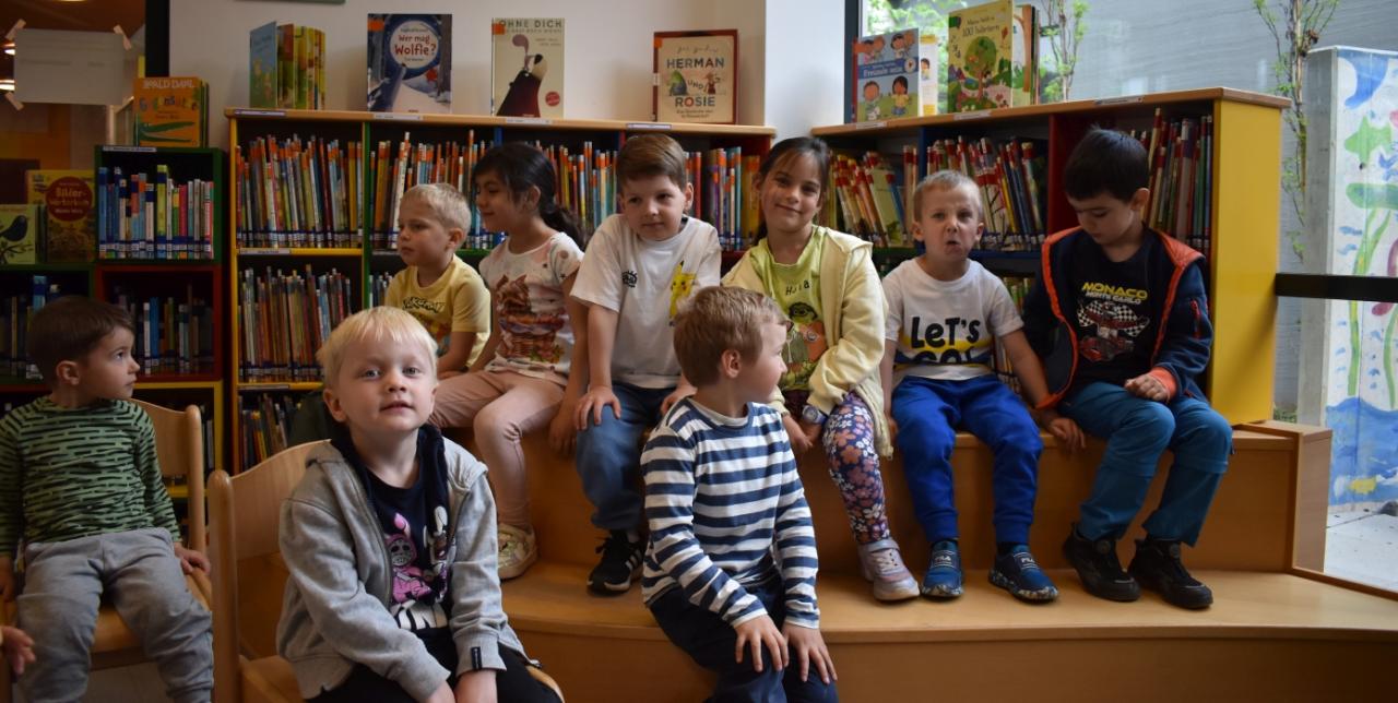 Kindergartenbesuch in der Bibliothek