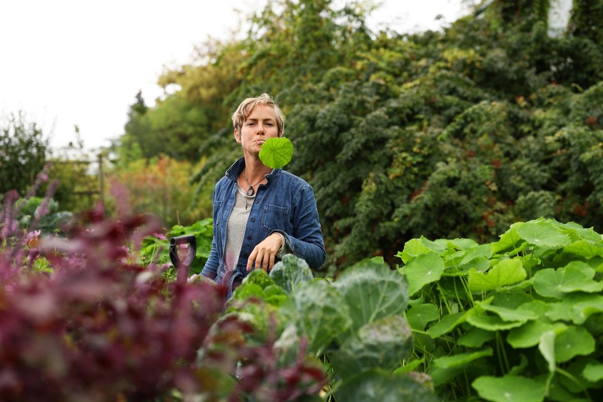 Biogärtnerin Angelika Ertl