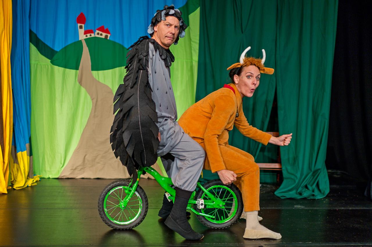 Quasi Quasar Theater Mama Muh und die Krähe